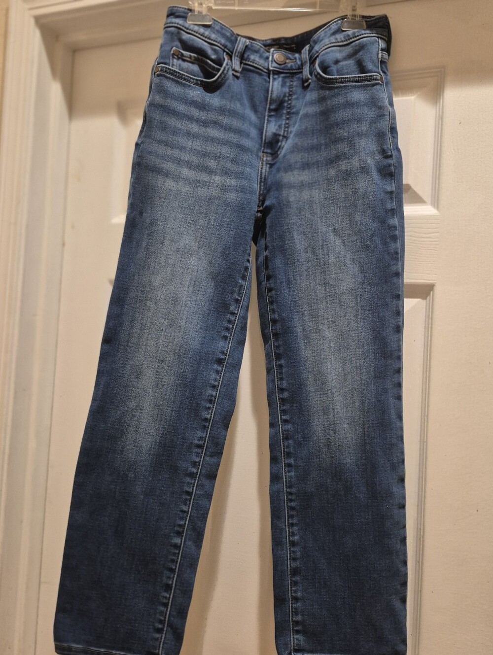 women's Simply vera Vera wang straight crop blue jean size 4 5 pocket denim jean